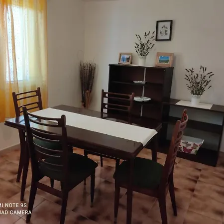 Nino Διαμέρισμα