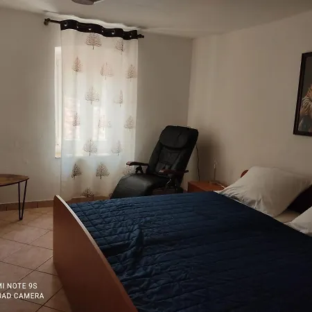 Διαμέρισμα Nino *